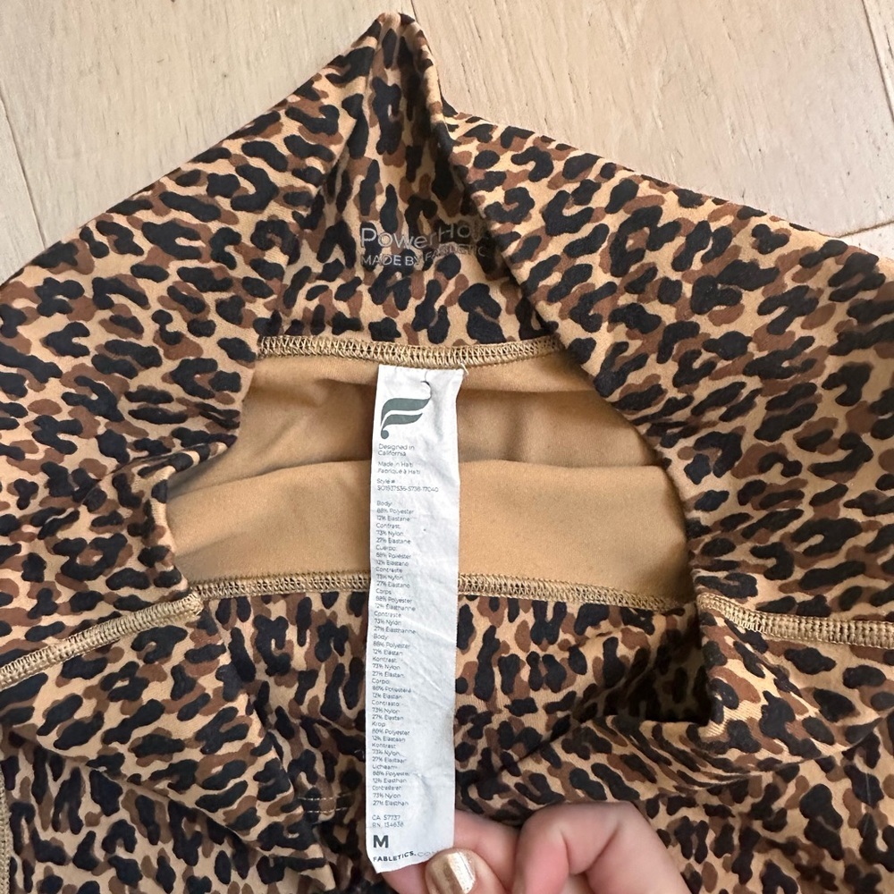 Fabletics Shorts - Picture 3 of 3